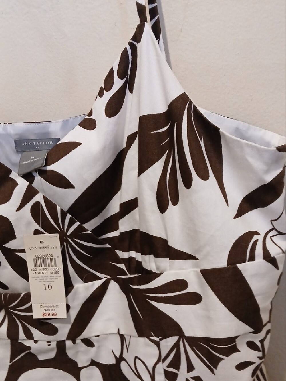 Ann Taylor Brown and White Floral V-Neck Cami - Picture 5 of 8